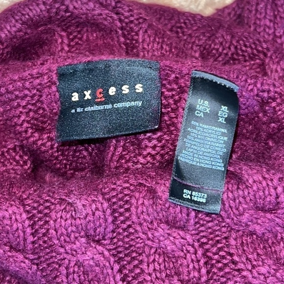 Plum Purple Heavyweight Cable-knit Turtleneck Sweater, Size XL - Picture 4 of 7